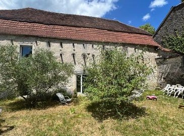 VARAIRE, Midi-Pyrénées 46260