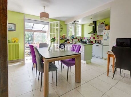 REIMS, Champagne-Ardenne 51100