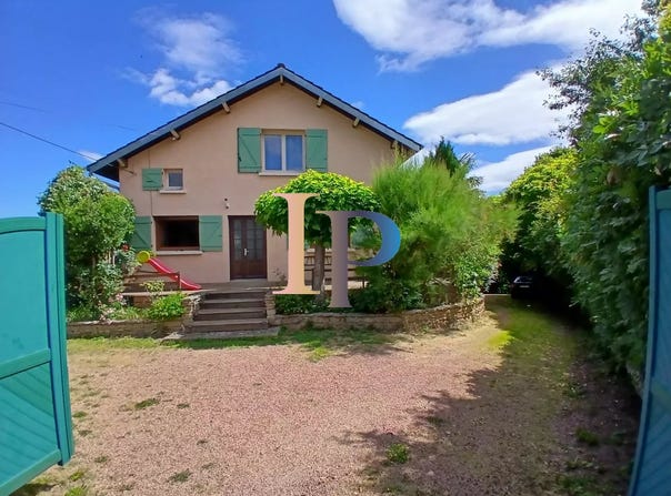 Charlieu, Loire 42190
