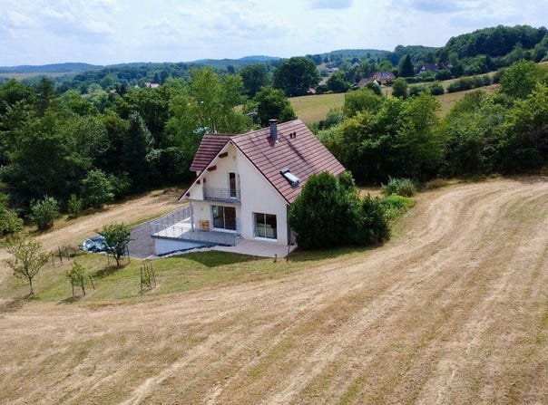Belfort, Franche-Comté 90000