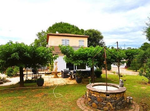 LE VAL, Provence-Alpes-Côte d'Azur 83143