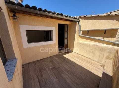 LAURIS, Provence-Alpes-Côte d'Azur 84360