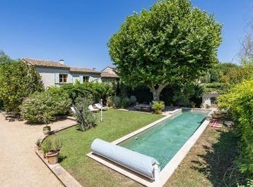 Arles, Provence-Alpes-Côte d'Azur 13280
