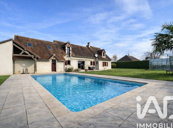 Vineuil, Centre-Val de Loire 41350