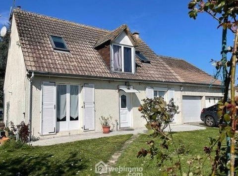 Pontoise Les Noyon, Picardie 60400