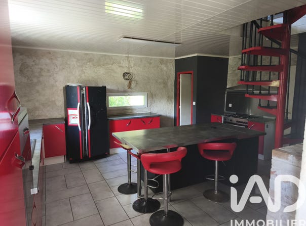 Donges, Pays de la Loire 44480