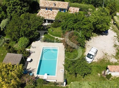 Malaucène, Provence-Alpes-Côte d'Azur 84340