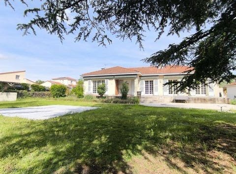 Saint-Amant-Tallende, Auvergne 63450
