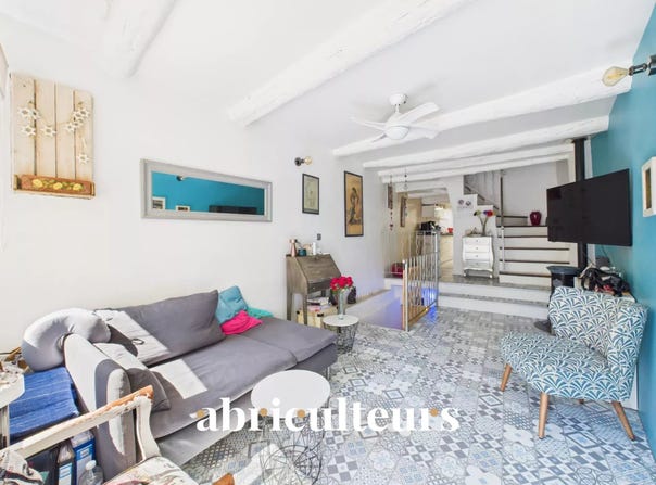 7 Rue du Parage, Lambesc, Provence-Alpes-Côte d'Azur 13410