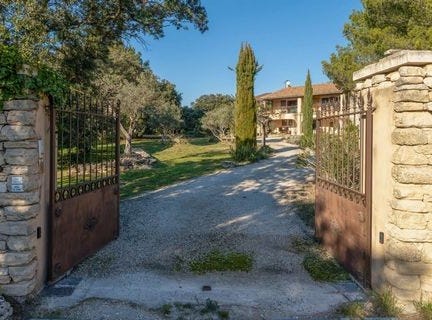 Vaucluse, Provence-Alpes-Côte d'Azur 84800
