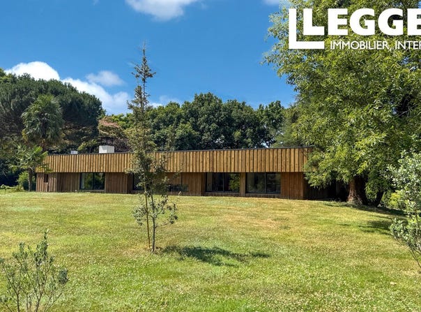 Chantonnay, Pays de la Loire 85110