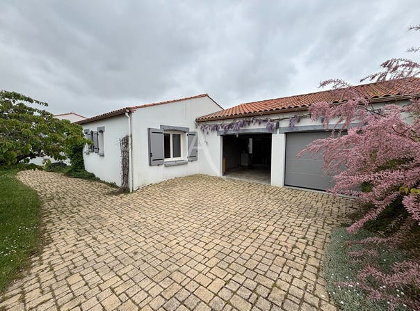 DOMPIERRE SUR YON, Pays de la Loire 85170