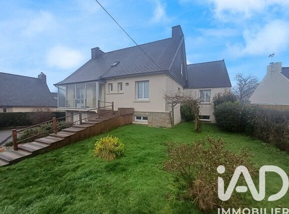 Lannion, Brittany 22300