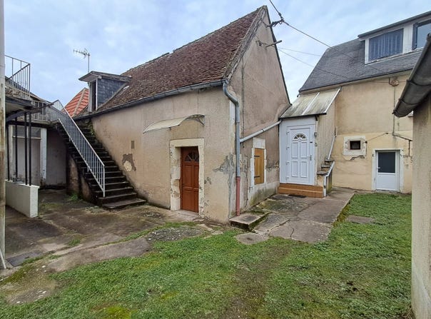 Nevers, Nièvre 58000