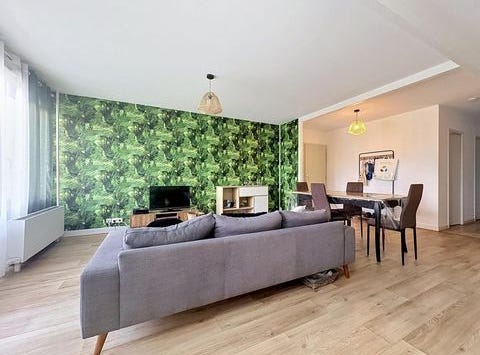 Reims, Champagne-Ardenne 51100