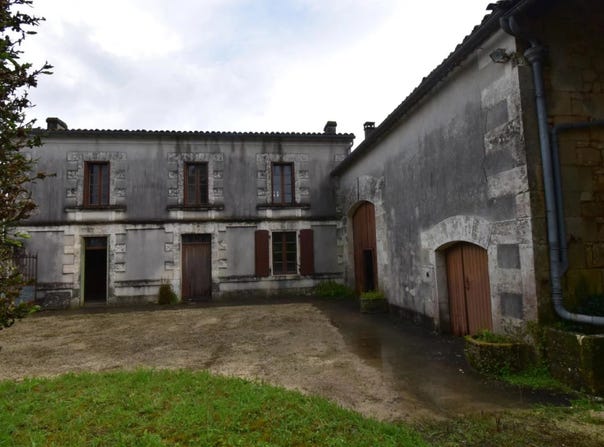 Bouëx, Charente 16410