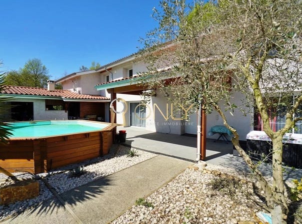 Civrieux, Ain 01390