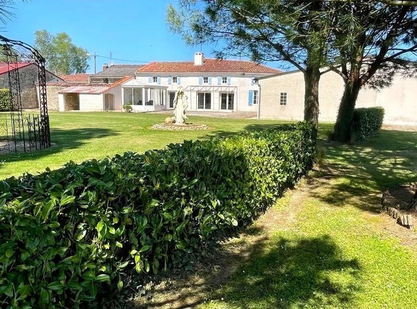Saint-Sulpice-d'Arnoult, Poitou-Charentes 17250