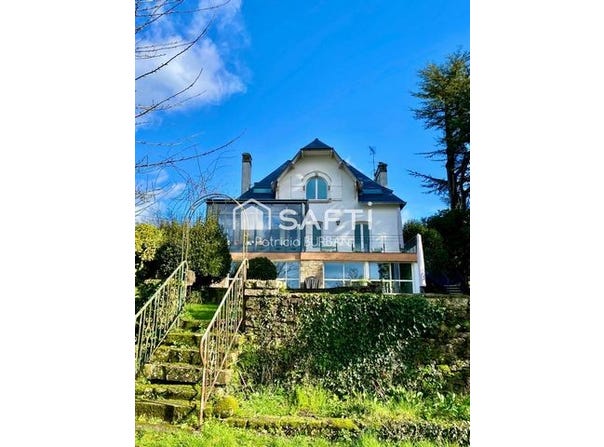 Questembert, Bretagne 56230