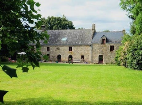 Guern, Brittany 56310