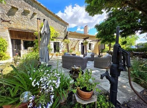 Thenac, Dordogne