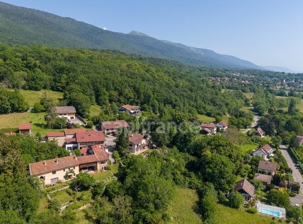 Péron, Rhône-Alpes 01630