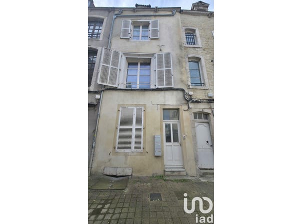 Chaumont, Grand Est 52000