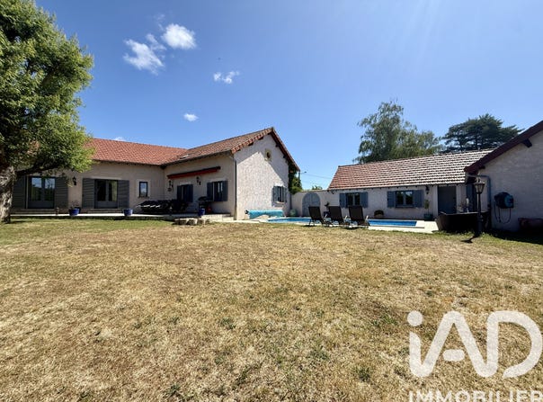 Digoin, Bourgogne-Franche-Comté 71160