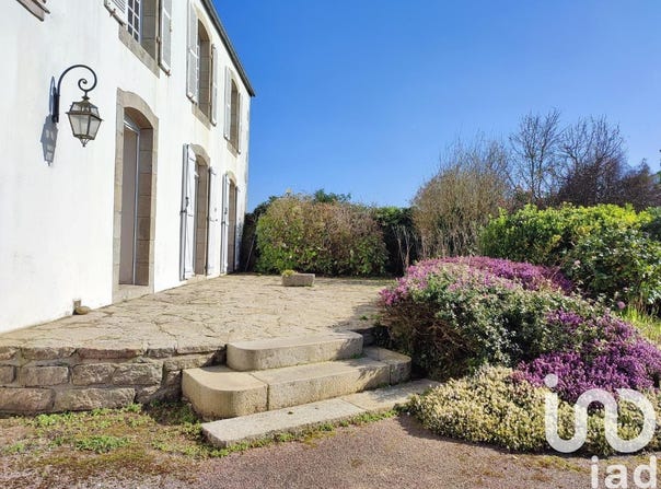 Plougonven, Brittany 29640