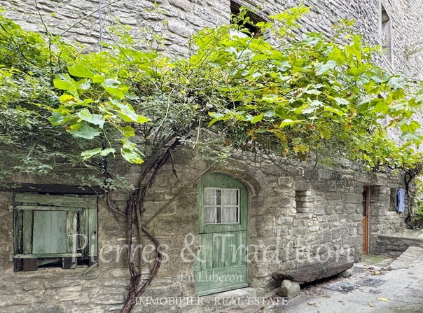 Saignon, Vaucluse 84400