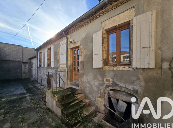 Moulins, Auvergne-Rhône-Alpes 03000