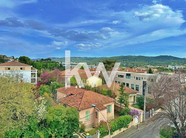 Aix-en-Provence, Provence-Alpes-Côte-d'Azur 13100