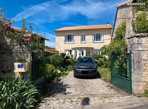 Aunac-sur-Charente, Poitou-Charentes 16460