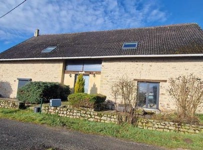 Mary, Bourgogne 71300