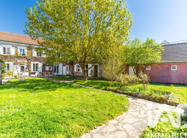 Vert, Île-de-France 78930