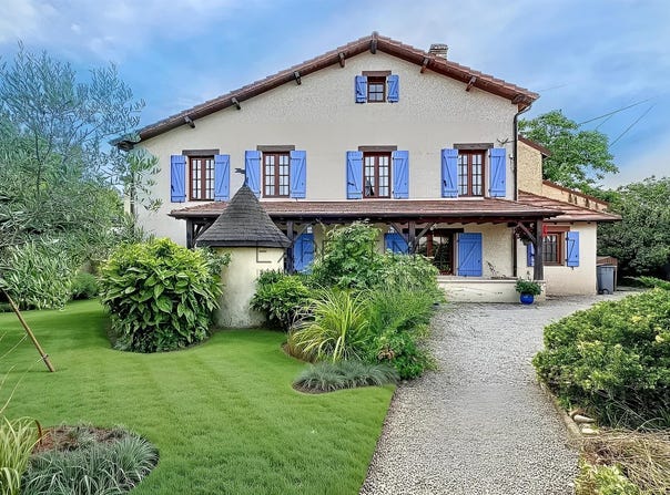 Sennecey-le-Grand, Burgundy 71240