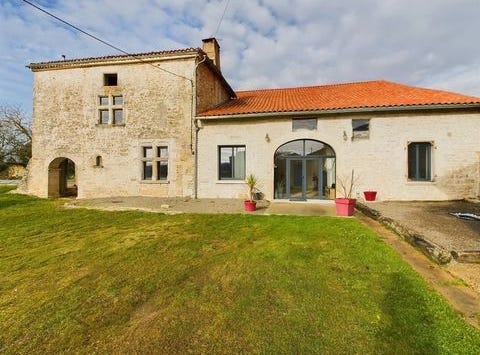 Mansle-Les-Fontaines, Charente
