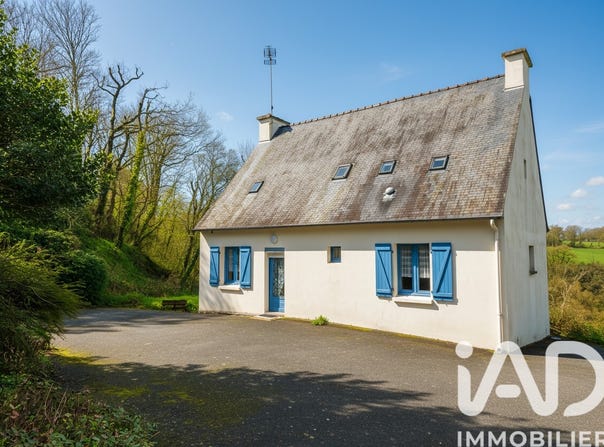 Moncontour, Brittany 22510