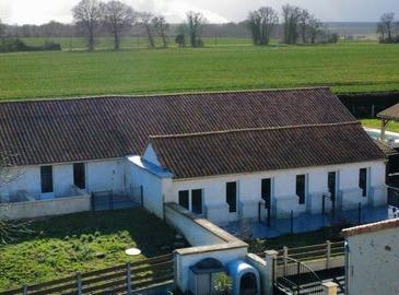 La Puye, Poitou-Charentes 86260