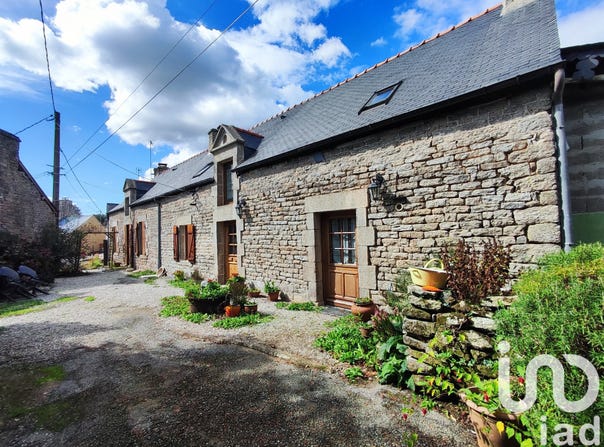 GUEHENNO, Brittany 56420
