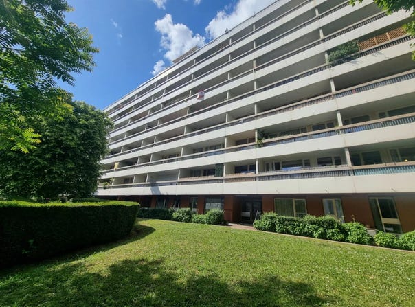 Saint-Denis, Seine-Saint-Denis 93200