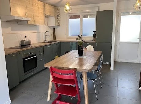 Neuville-sur-Saône, Auvergne-Rhône-Alpes 69250