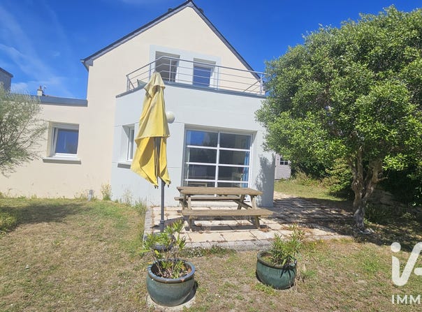 Plouhinec, Brittany 29780