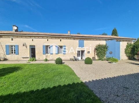 Vanzac, Poitou-Charentes 17500