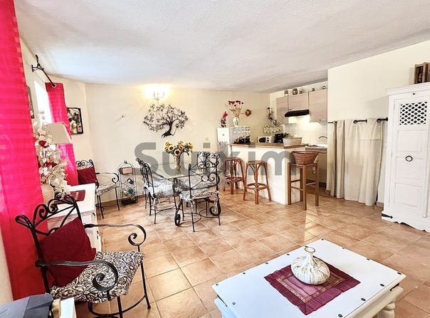 Aramon, Occitanie 30390