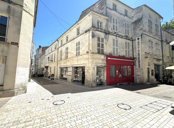 Saintes, Poitou-Charentes 17100