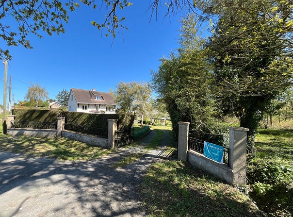 CHATEAU RENAULT, Centre-Val de Loire 37110