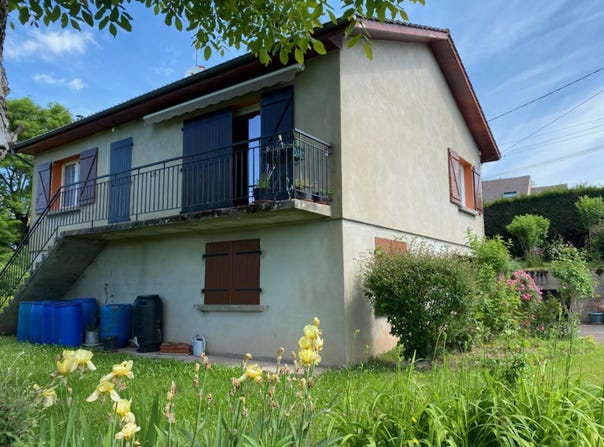 La Clayette, Burgundy 71800