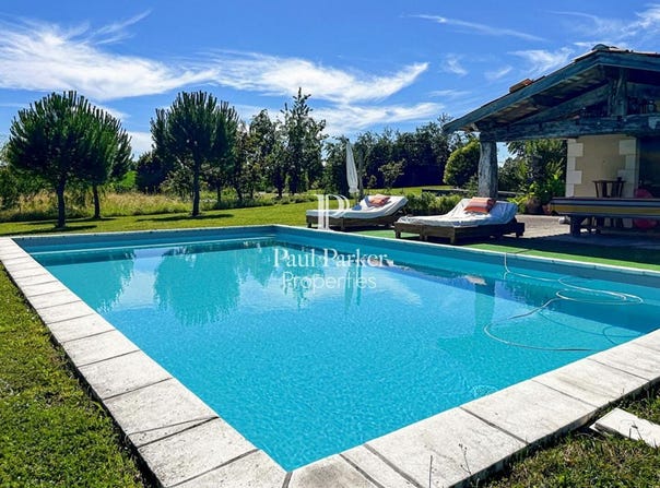 Barbezieux-Saint-Hilaire, Poitou-Charentes 16300