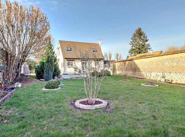 Ézy-sur-Eure, Eure 27530